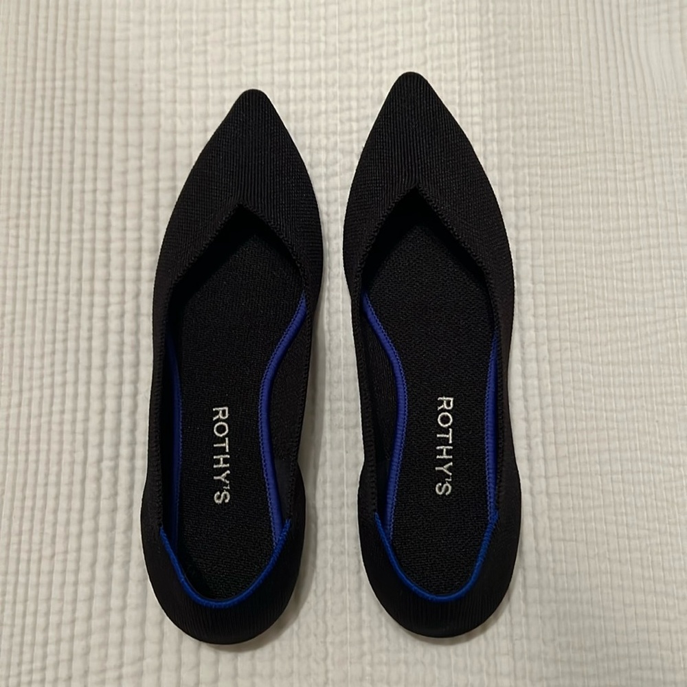 ROTHY’S Flats